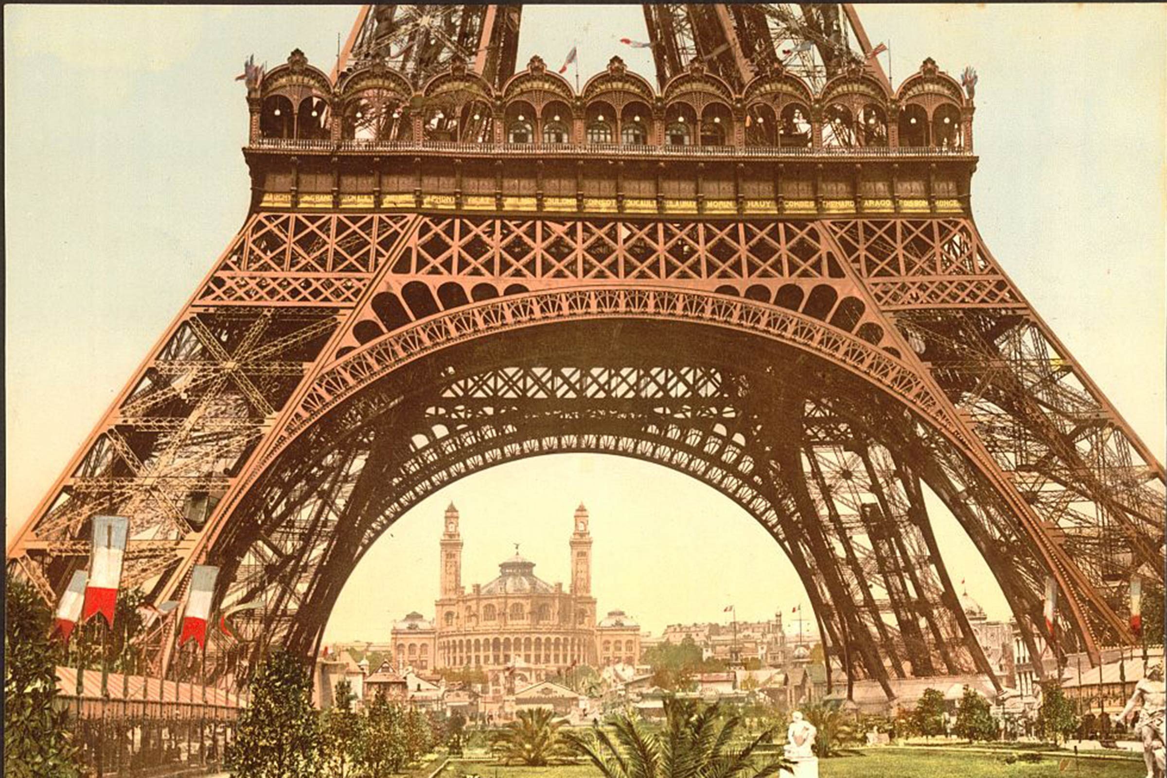 19 Incredible Eiffel Tower Secrets You Probably Didn t Know