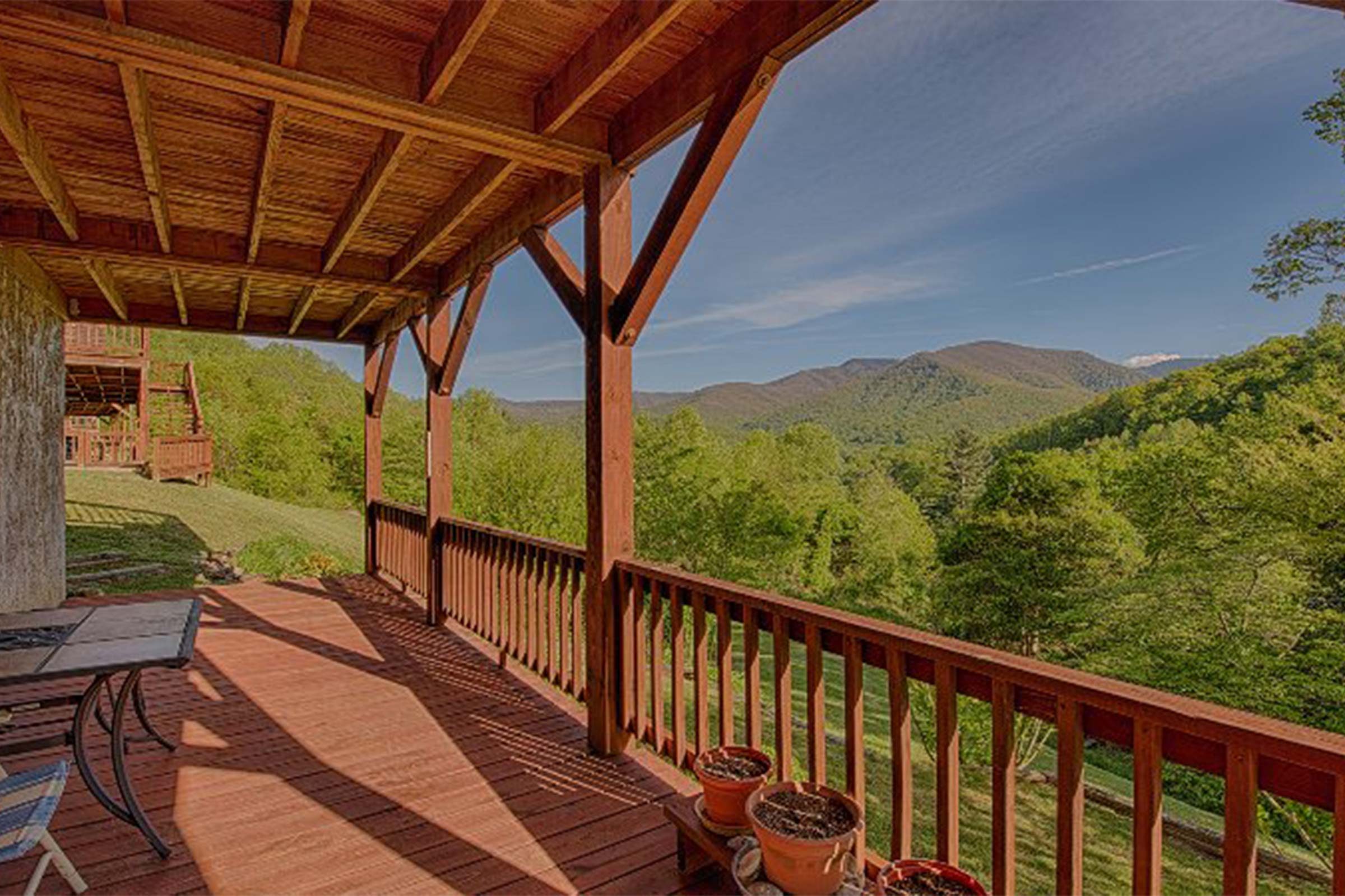 15 Charming Cabins for a Last-Minute Weekend Escape