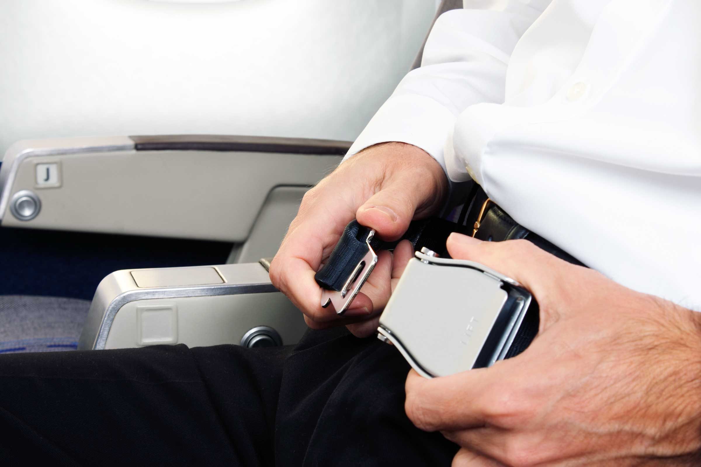 11 Free Perks You Can Enjoy on Any Flight