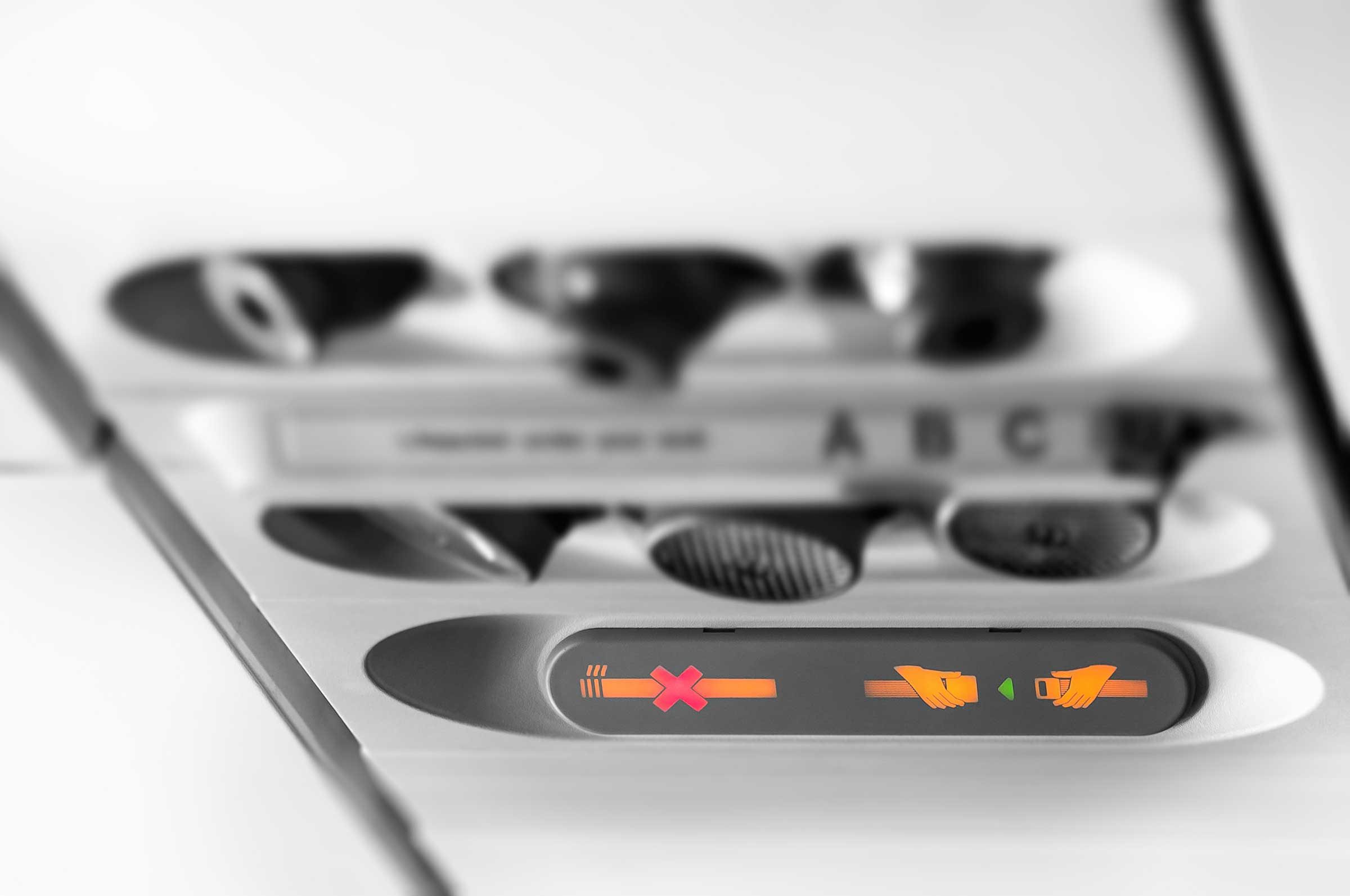 9 Common Airplane Sounds Explained – What They Reveal About Your Flight