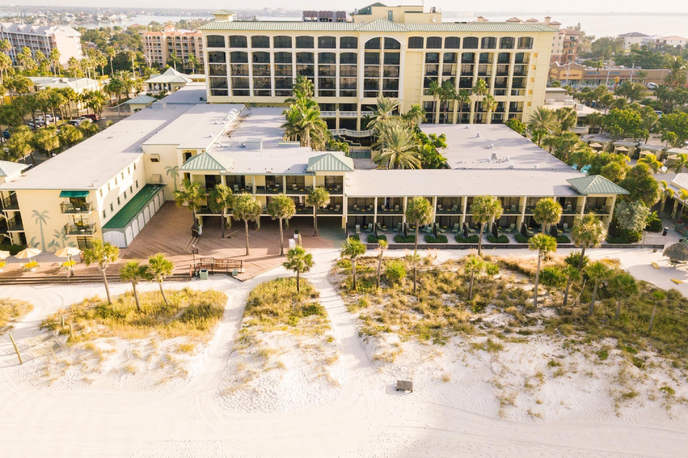 16 Exclusive Last-Minute Travel Deals You Can t Afford to Miss