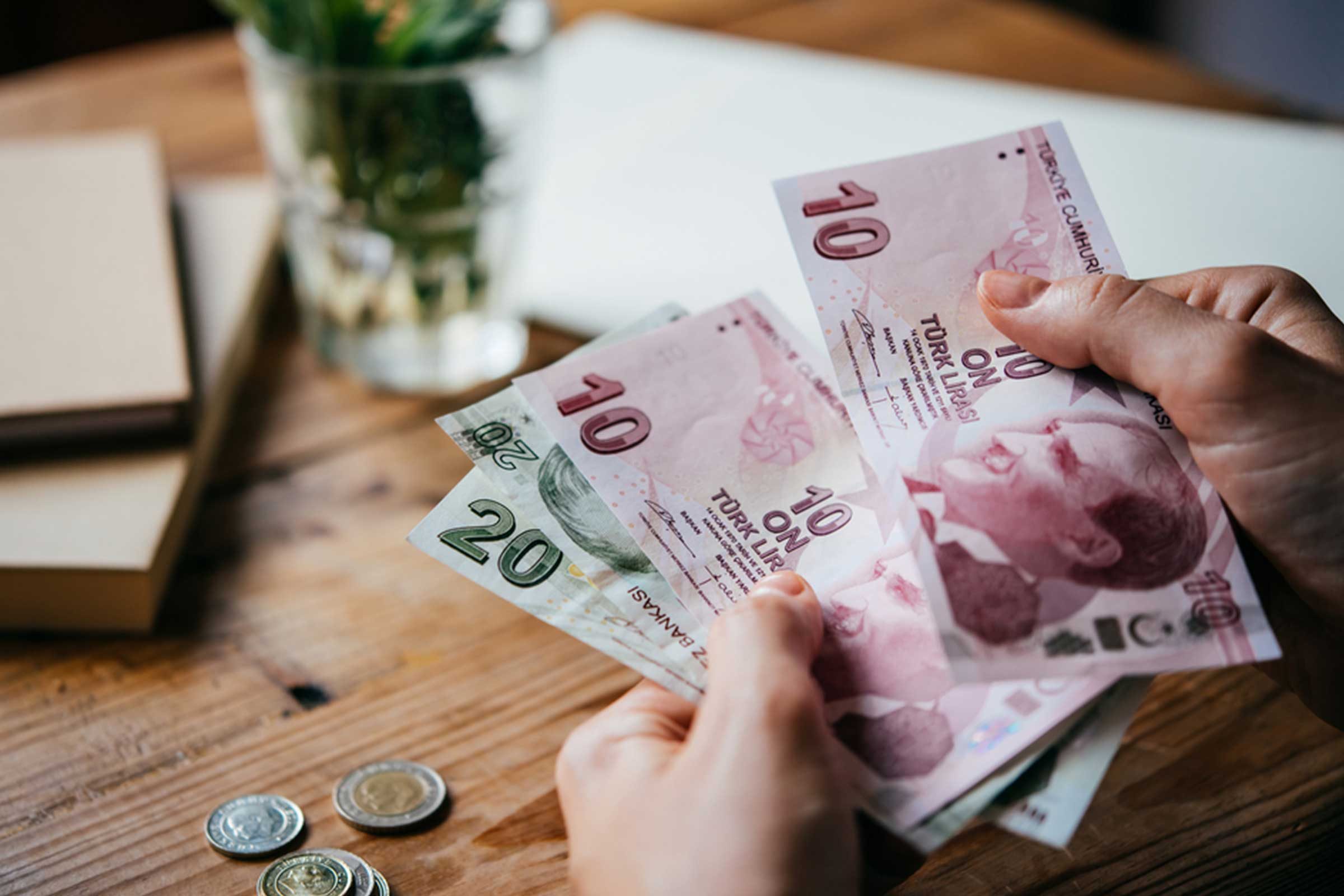 15 Airport Purchases You Should Avoid