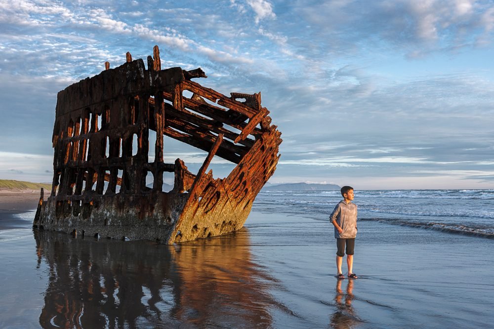 Top 10 Spectacular Shipwrecks Worldwide