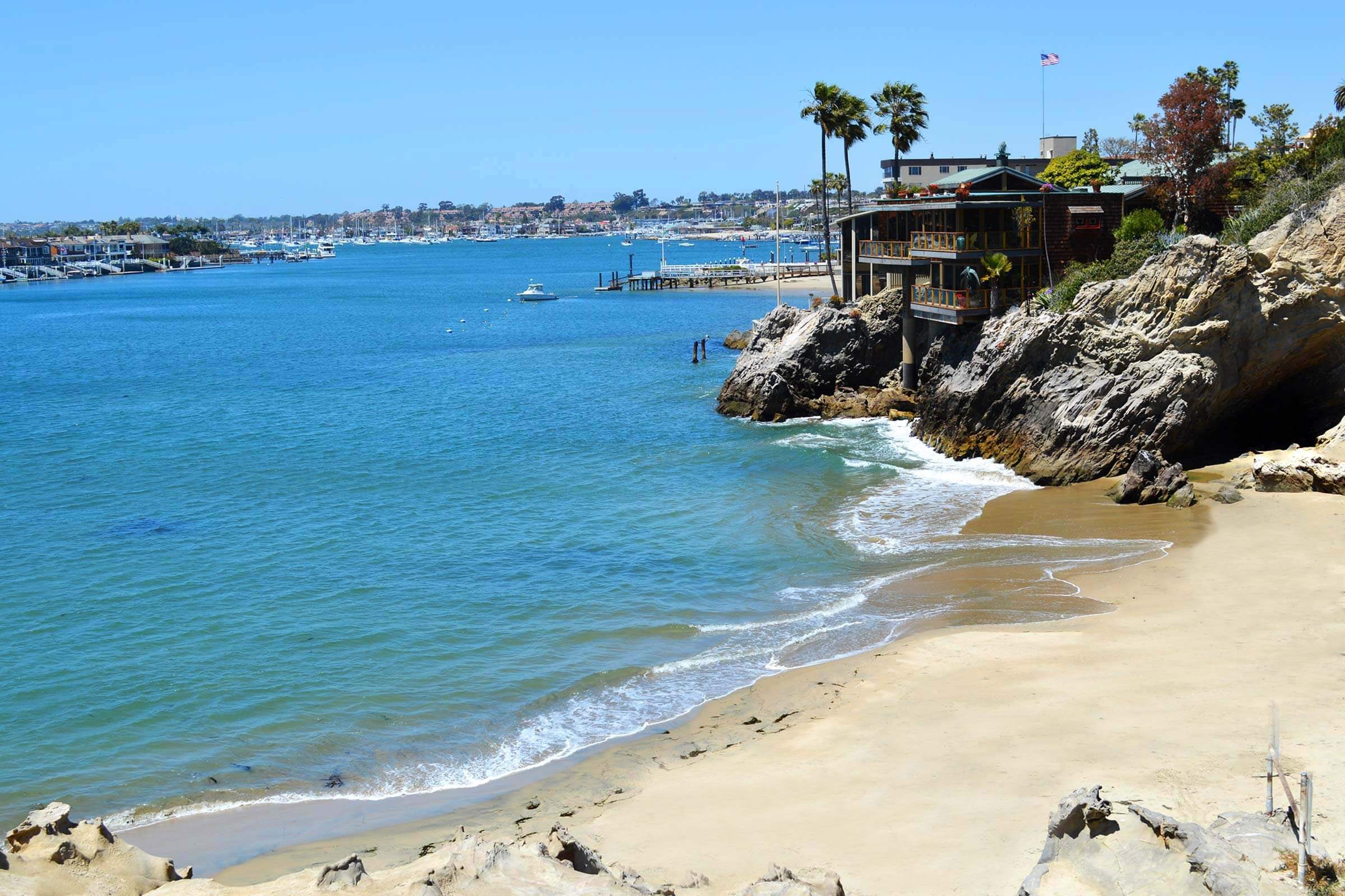 Discover 8 Stunning Coastal Towns for a Breathtaking Road Trip