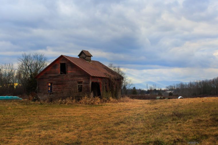 15 Unsolved Mysteries: Real Hidden Treasures Still Await Discovery