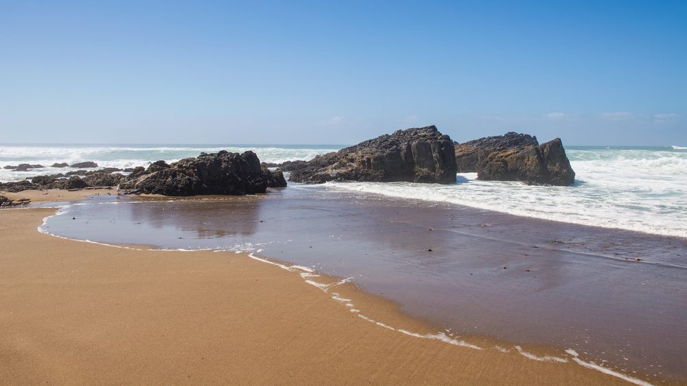 Affordable Beach Getaways: 13 Charming Towns Under $150/Night