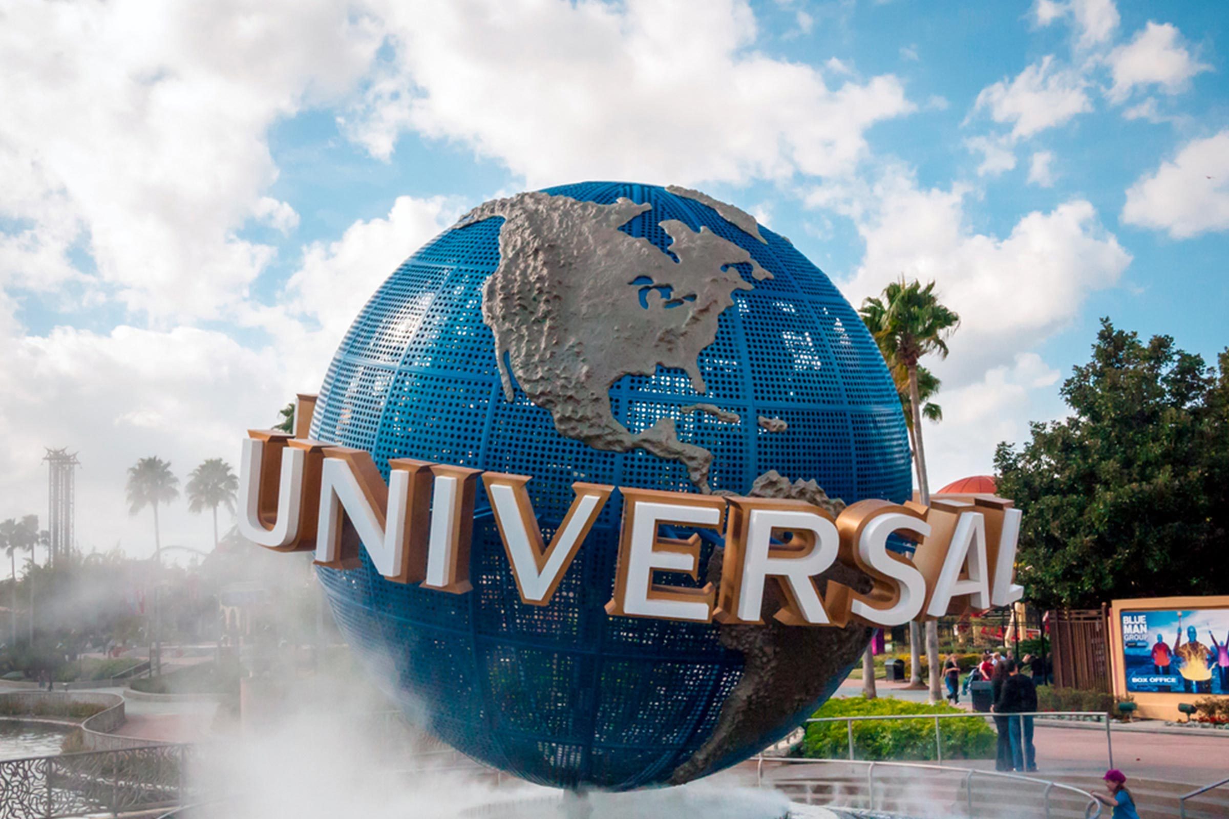 Disney World vs. Universal Studios: 10 Essential Differences