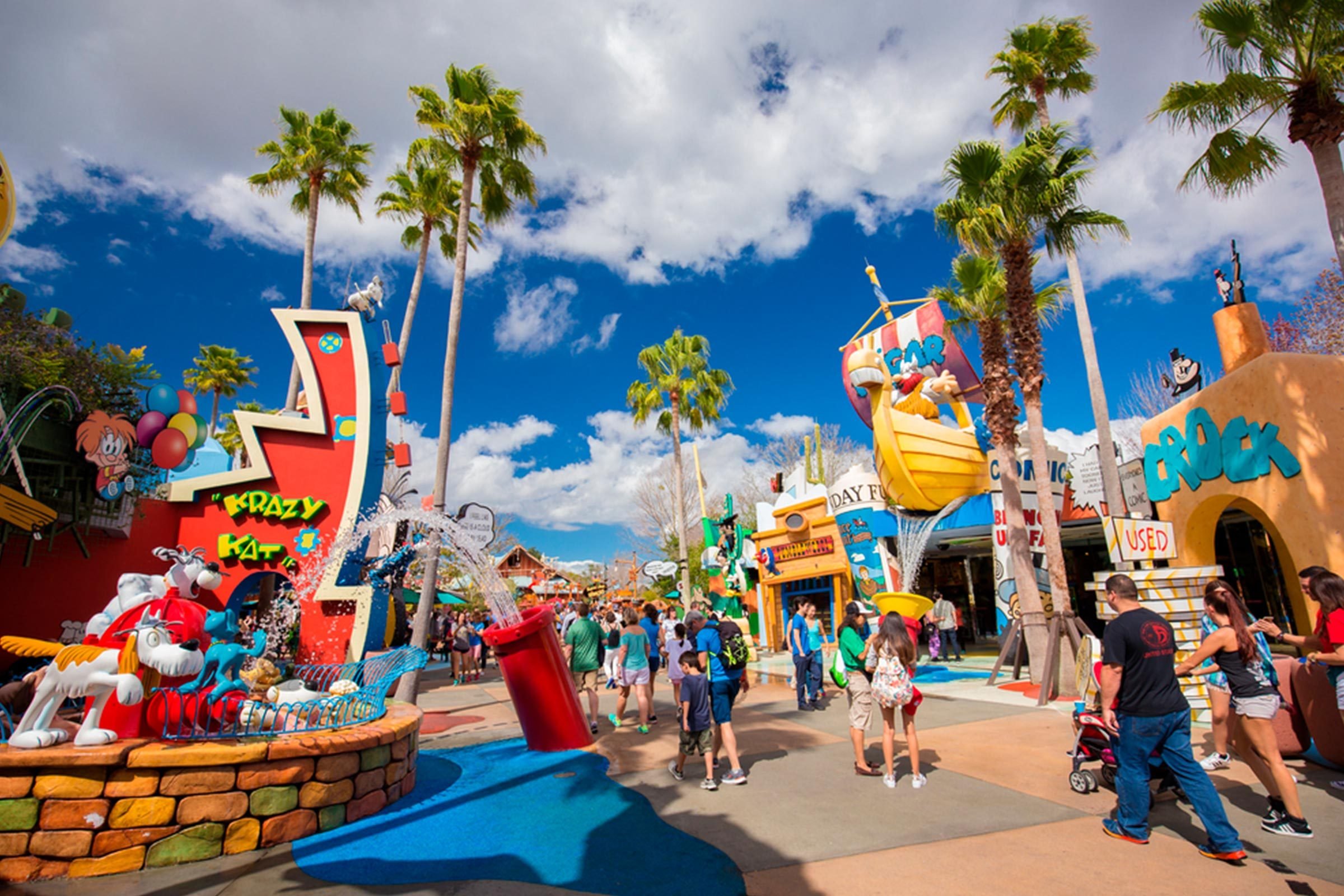 Disney World vs. Universal Studios: 10 Essential Differences
