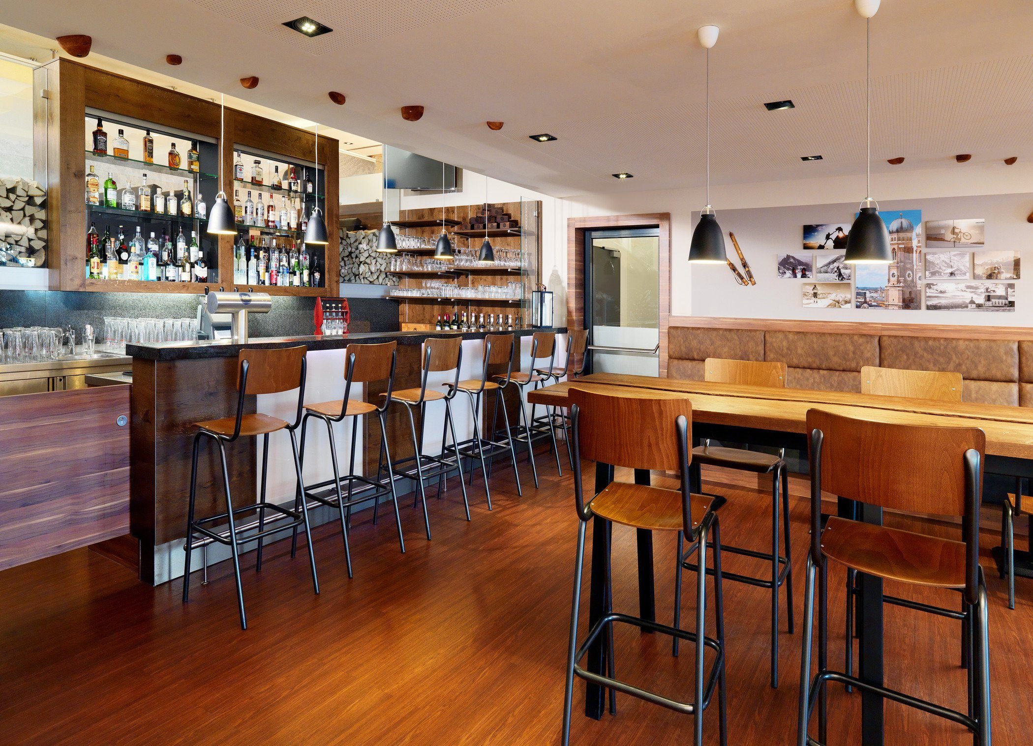 19 Must‑Visit Bucket‑List Hotel Experiences Worldwide