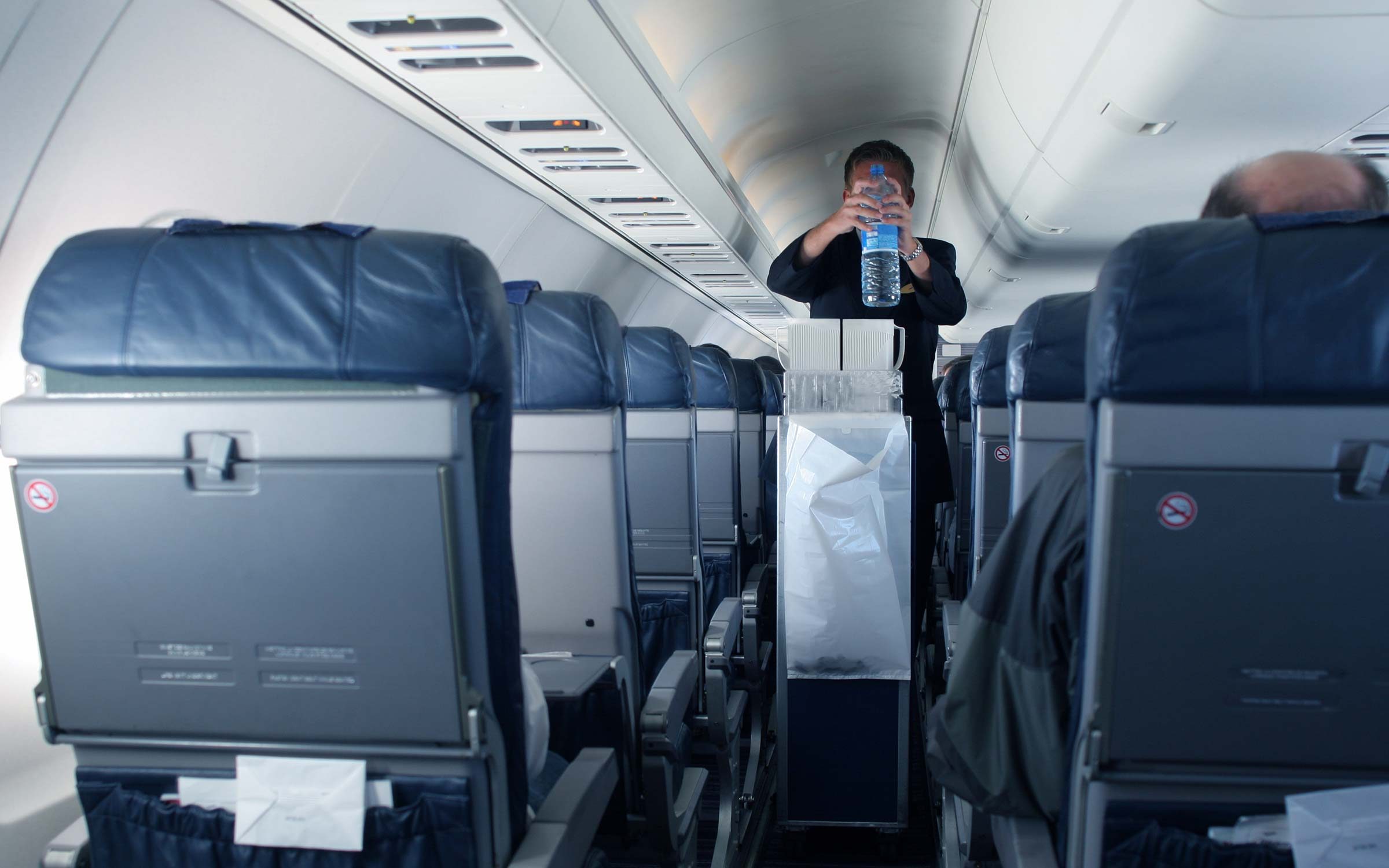 15 Everyday Annoyances Flight Attendants Face