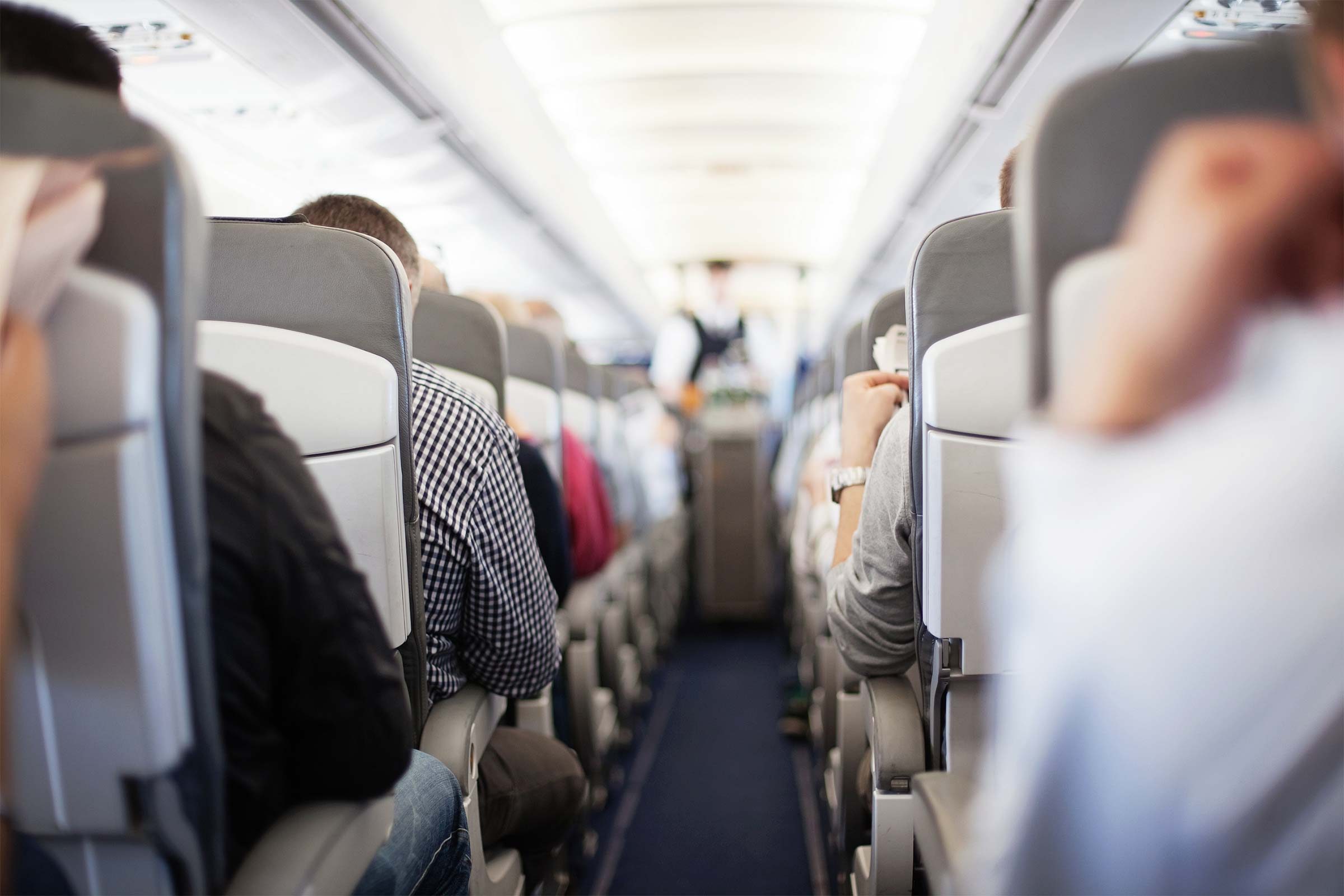 15 Everyday Annoyances Flight Attendants Face
