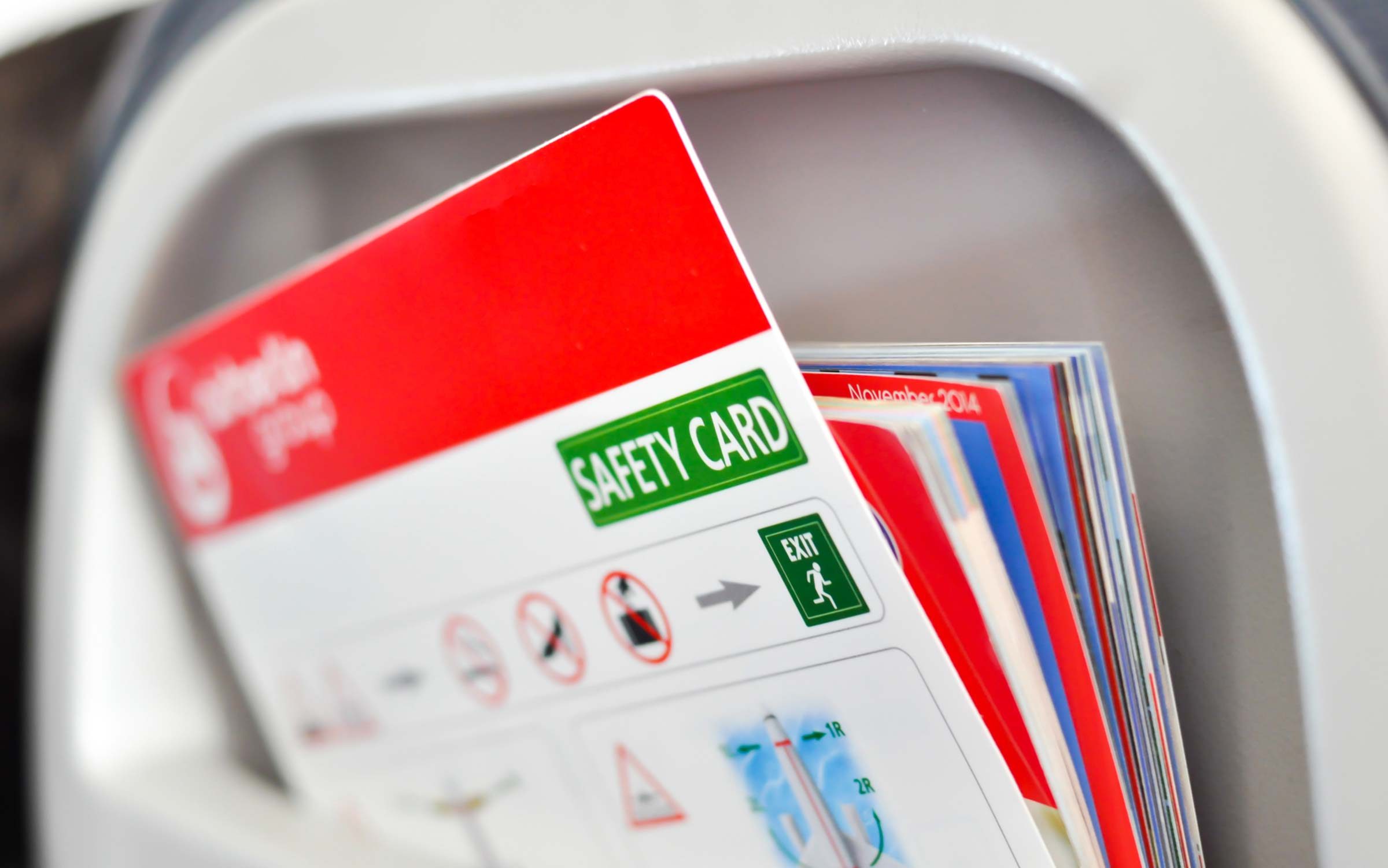 15 Everyday Annoyances Flight Attendants Face