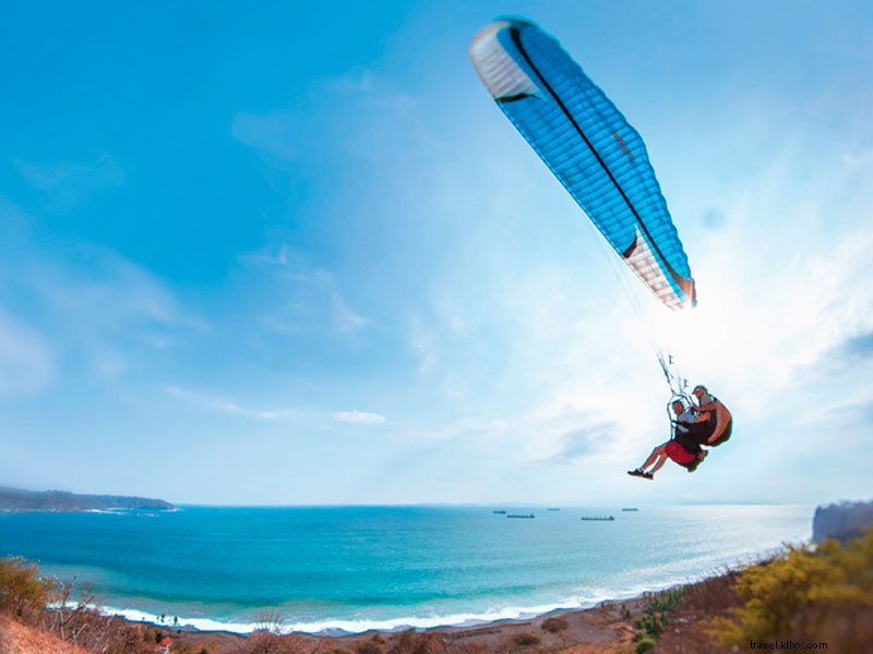 Discover How to Take to the Skies: A Beginner s Guide to Paragliding