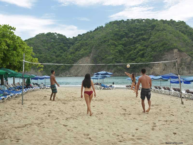 Unwind on Isla Tortuga: Sun, Catamarans, and Tropical Bliss