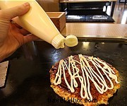 Okonomiyaki: Japan s Customizable Pan-Fried Cabbage Delight