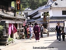 Traveling with Children in Japan: Tips for a Safe, Affordable Family Adventure