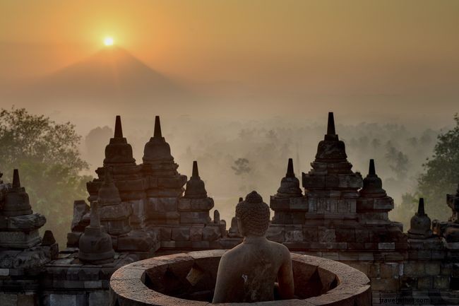 11 Stunning Active Volcanoes Around the World