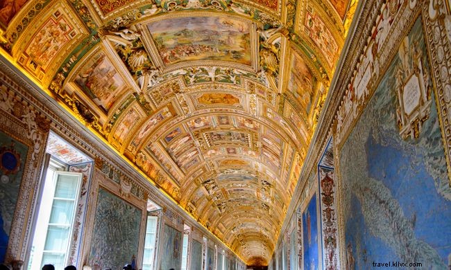 9 Must-See Virtual Tours of Famous Museums & Landmarks – Start Exploring Today
