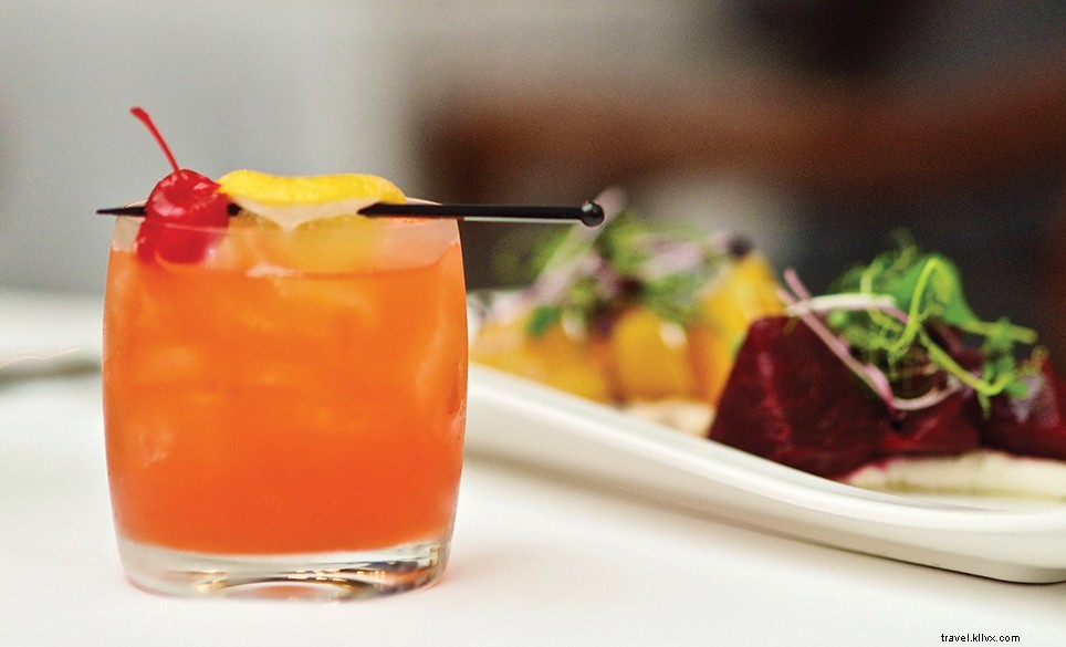 Discover Bermuda’s Classic Rum Cocktails: Dark  n Stormy & Rum Swizzle